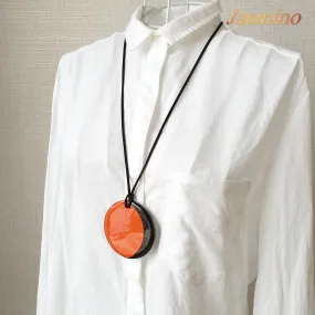 Circular Handmade Pendant J17597, Made by Buffalo Horn and Lacquer