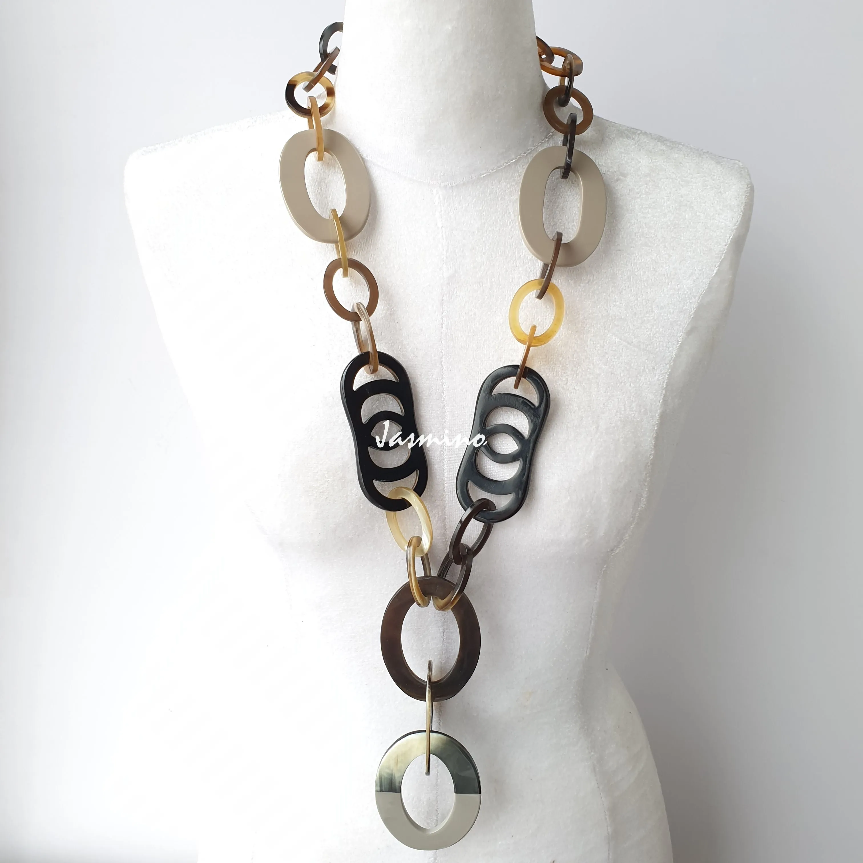 Elegant Handmade Necklace J18078, Made by Natural Buffalo Horn and Lacquer