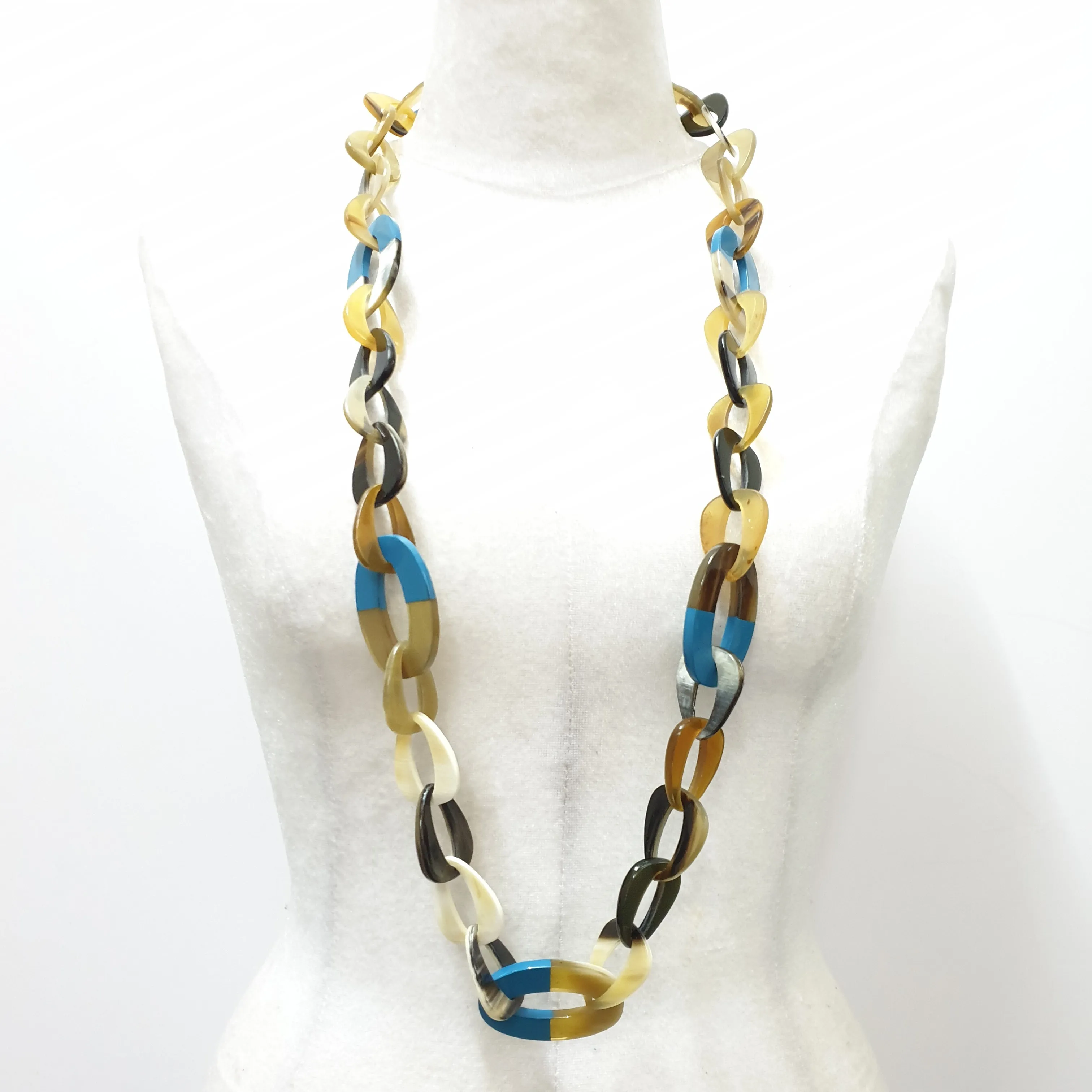 Elegant Handmade Necklace J18211, Made by Natural Buffalo Horn and Lacquer