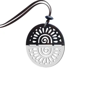 Elegant Handmade Pendant J17869, Buffalo Horn  and Lacquer Product from Vietnam