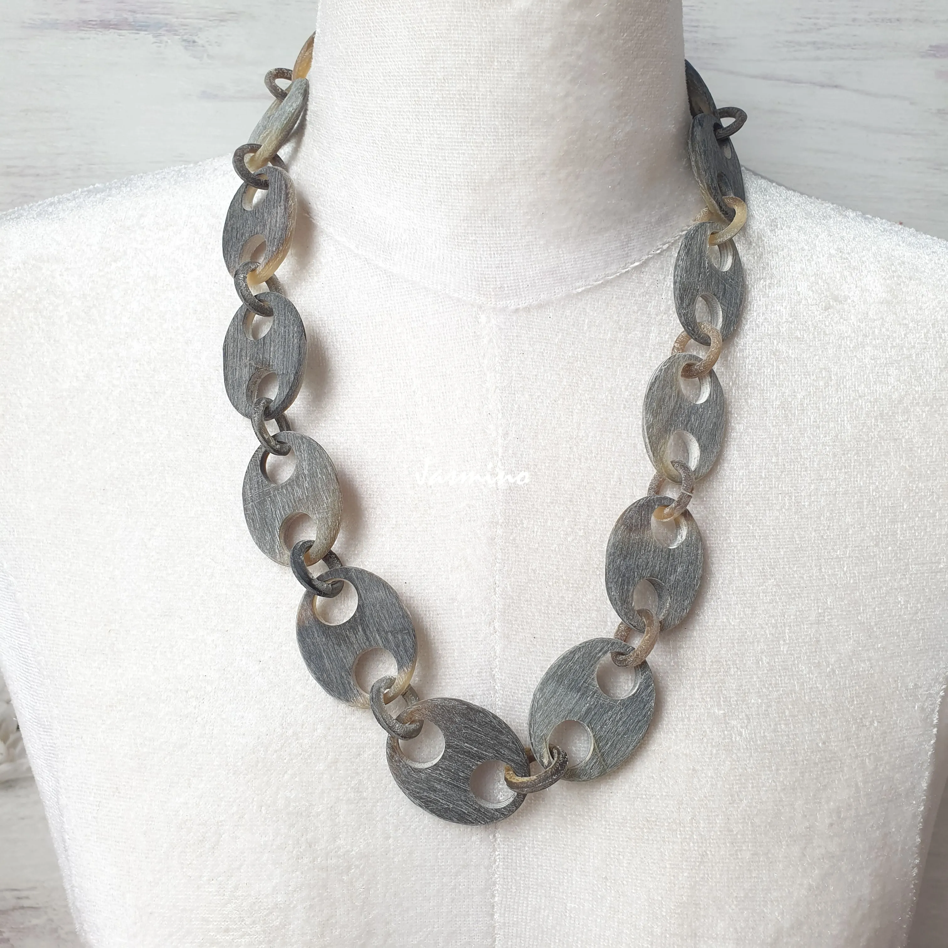 Elegant Trendy Necklace J18256, Made by Natural Buffalo Horn and Lacquer