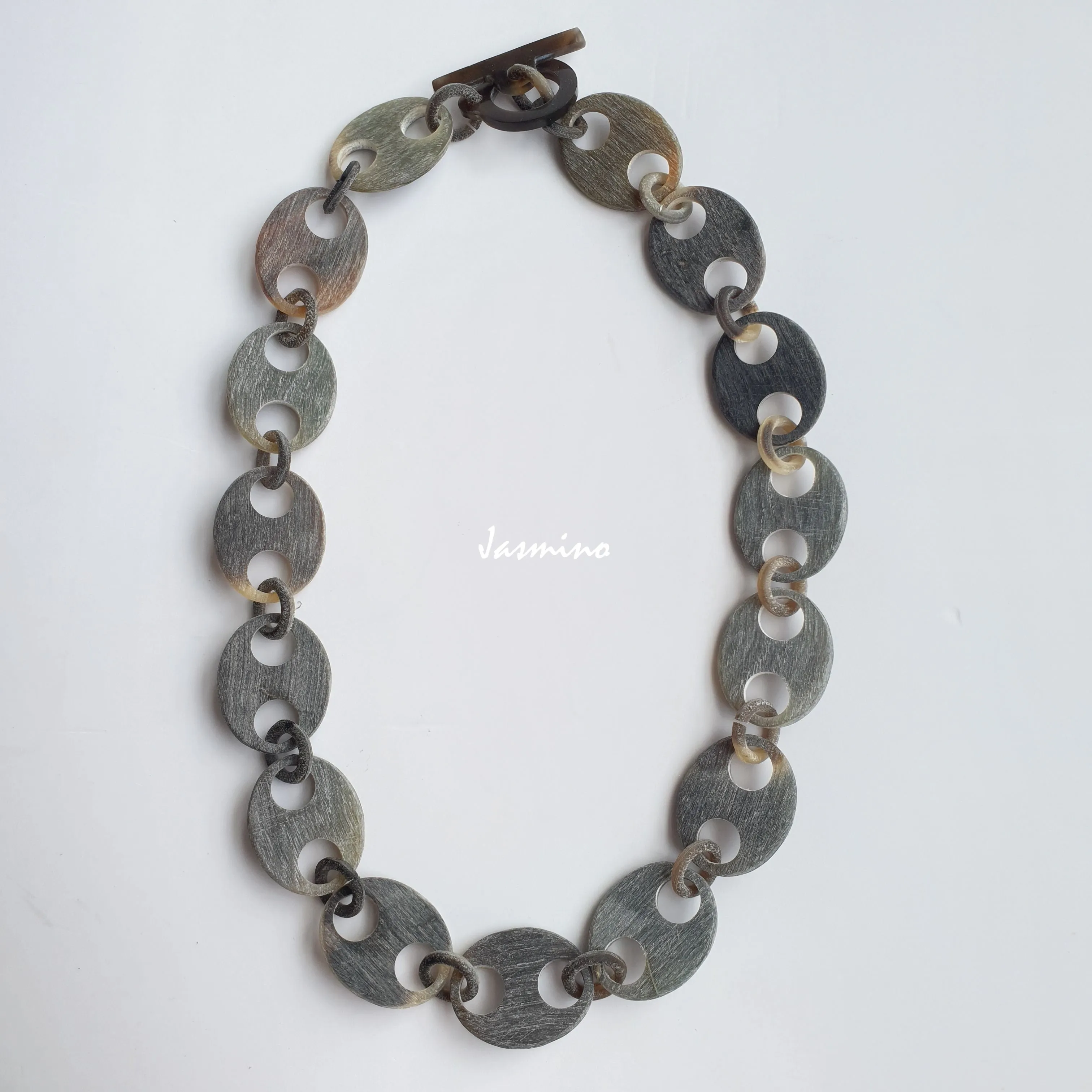 Elegant Trendy Necklace J18256, Made by Natural Buffalo Horn and Lacquer
