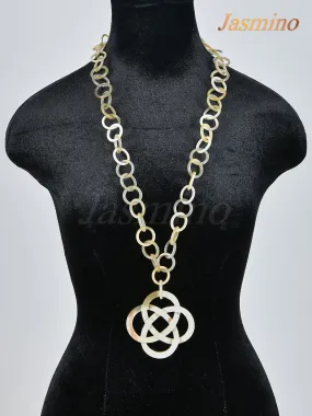 Necklace for Her J18158, it goes with every things and is easy to wear on, on busy morning.