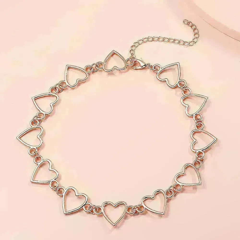 Simple Hollow Heart Temperament Peach Heart Clavicle Chain Necklace for Women