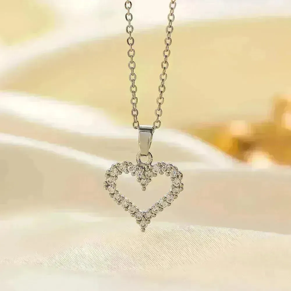 Stainless Steel Necklace Women's Fashion Copper-plated Gold Pendant Clavicle Chain For Mother Girlfriend Gift