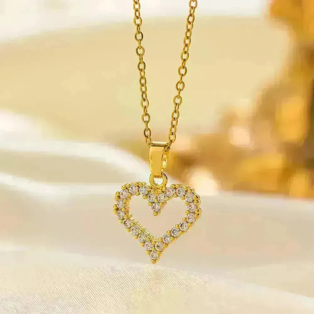Stainless Steel Necklace Women's Fashion Copper-plated Gold Pendant Clavicle Chain For Mother Girlfriend Gift