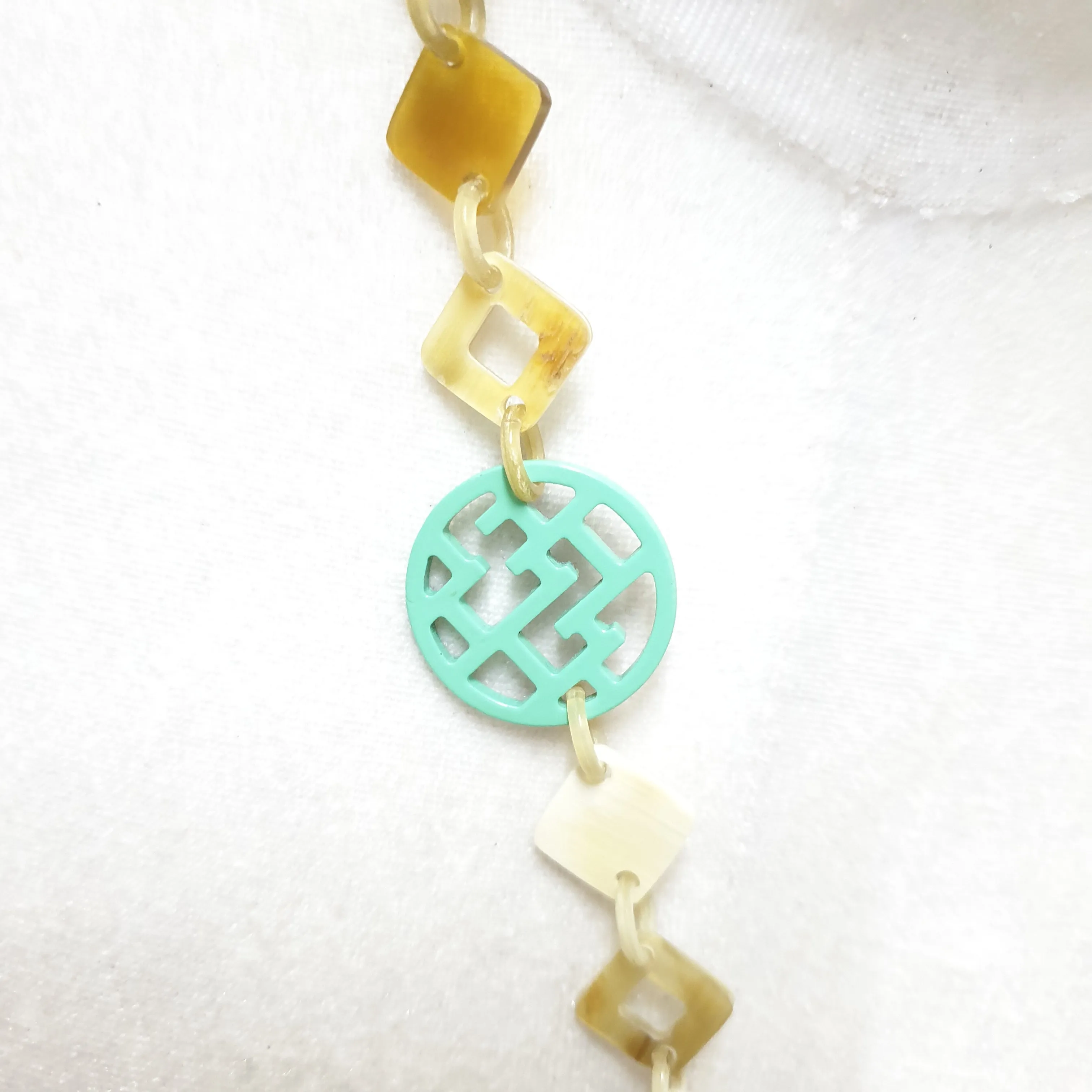 Trendy Handmade Necklace J18221, Made by Buffalo Horn and Lacquer