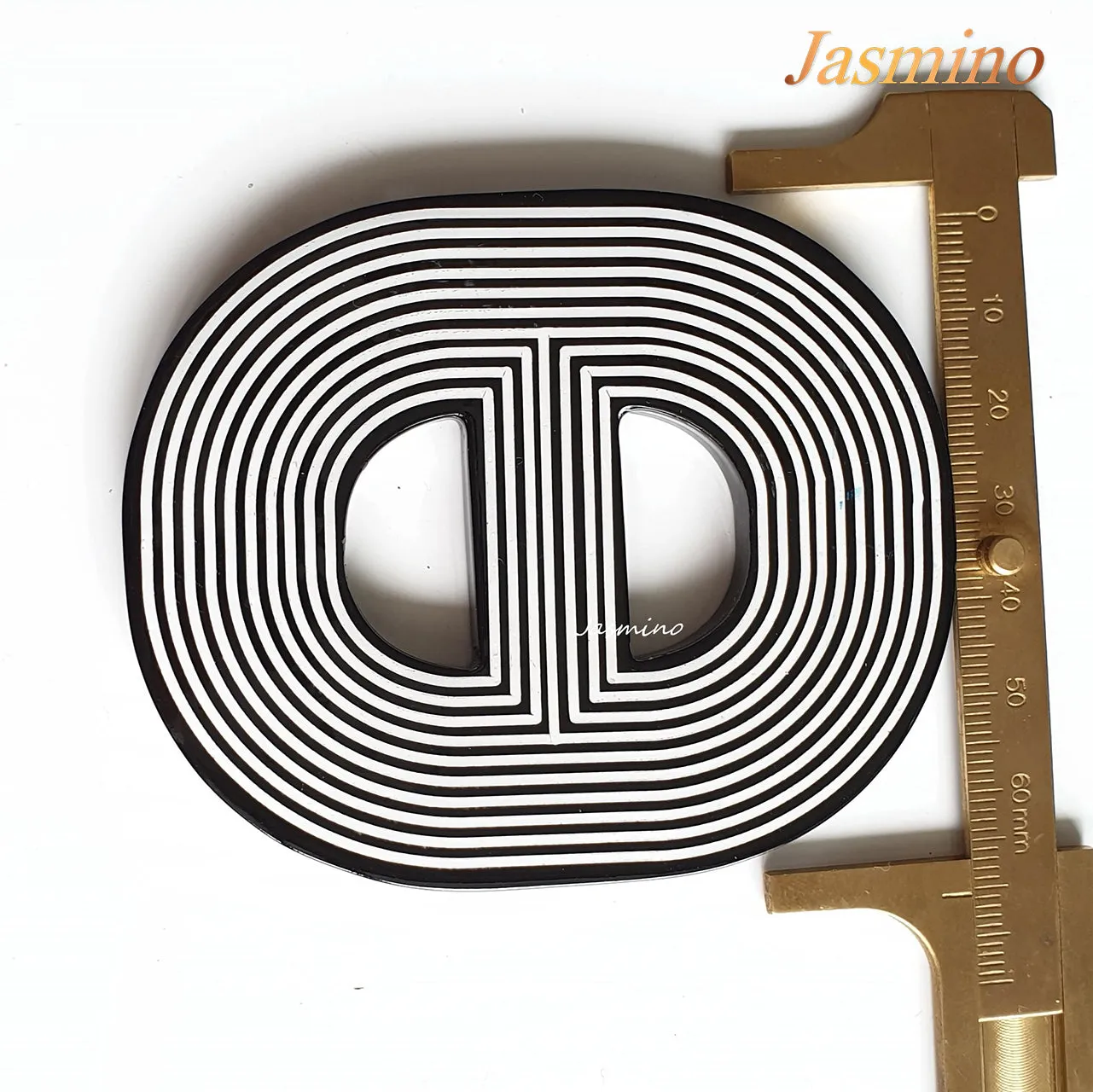 Unique Natural Pendant J17451, Handmade Buffalo Horn Product from Vietnam
